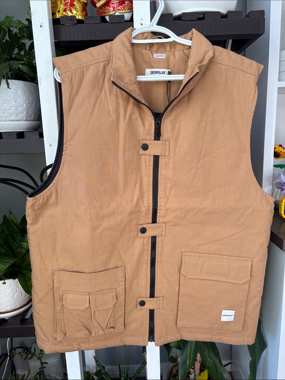 Caterpillar Tan Utility Work Vest with Multiple Front Pockets